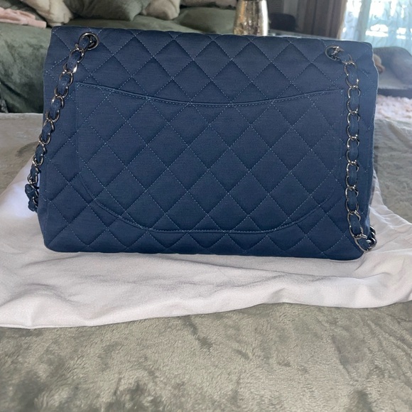 Chanel jersey flap bag jumbo - Picture 3 of 10